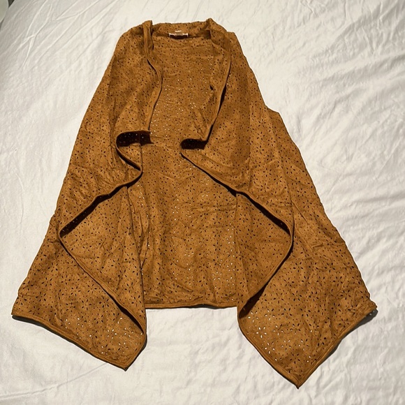 TCEC faux suede hippy/western/groovy vest! Size Medium - Picture 5 of 8